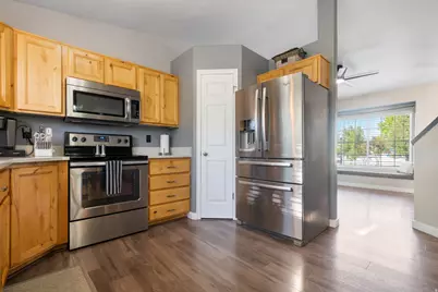 719 N 1725 W, Clinton, UT 84015 - Photo 16