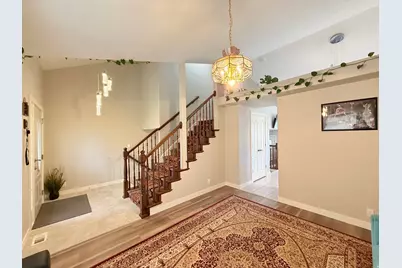 681 E Abbottsford Ct S, Sandy, UT 84070 - Photo 4