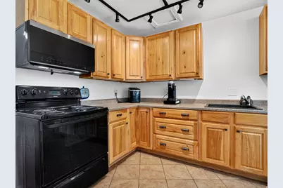 1381 W Beacon Hill Dr S, Taylorsville, UT 84123 - Photo 6