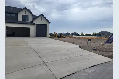 4165 N 560 W #007, Erda, UT 84074 - Photo 2
