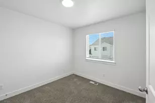 1221 W 1870 S, Logan, UT 84321 - Photo 8