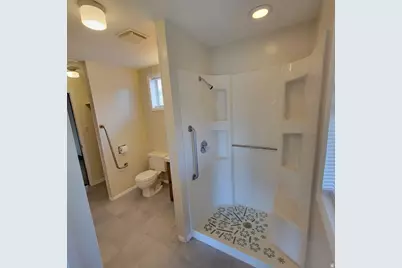 207 N Rawlins St, East Carbon, UT 84520 - Photo 18