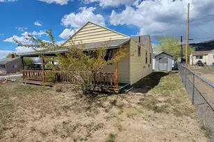 207 N Rawlins St, East Carbon, UT 84520 - Photo 6