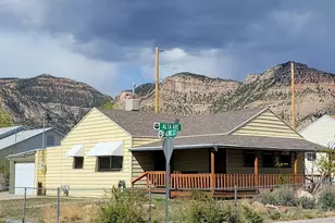 207 N Rawlins St, East Carbon, UT 84520 - Photo 10