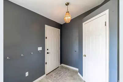 3184 W 5525 S, Roy, UT 84067 - Photo 8