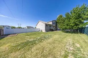 3184 W 5525 S, Roy, UT 84067 - Photo 4