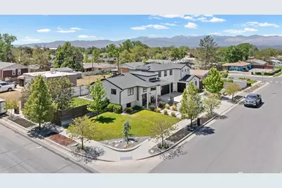 1040 E Larkspur Dr, Sandy, UT 84094 - Photo 42
