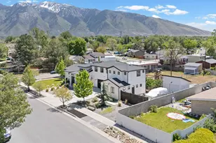 1040 E Larkspur Dr, Sandy, UT 84094 - Photo 44