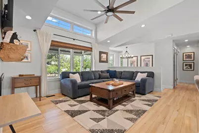 1040 E Larkspur Dr, Sandy, UT 84094 - Photo 12