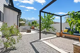 1040 E Larkspur Dr, Sandy, UT 84094 - Photo 40