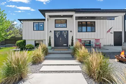 1040 E Larkspur Dr, Sandy, UT 84094 - Photo 1