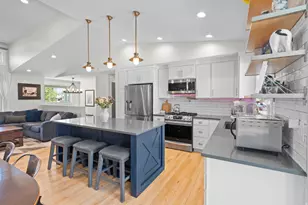 1040 E Larkspur Dr, Sandy, UT 84094 - Photo 8