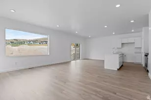 564 E Levengrove Dr, Lehi, UT 84048 - Photo 4