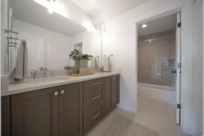 695 W Hidden Farm Dr, Farmington, UT 84025 - Photo 40