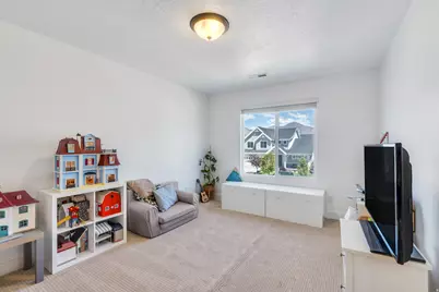 646 S Meade St, Mapleton, UT 84664 - Photo 14