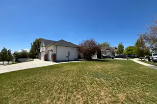 6344 S Adirondack Way, Taylorsville, UT 84129 - Photo 10