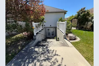 6344 S Adirondack Way #414, Taylorsville, UT 84129 - Photo 4