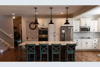 2368 S 825 W, Syracuse, UT 84075 - Photo 10