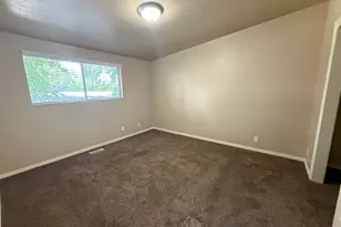 3064 S 300 E, Salt Lake City, UT 84115 - Photo 10