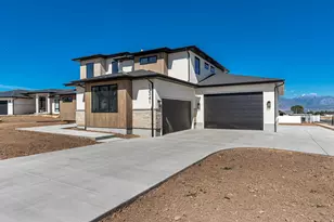 13341 S Hollys Pond Dr W, Herriman, UT 84096 - Photo 2
