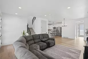 11531 S Engelmann Dr, Draper, UT 84020 - Photo 4