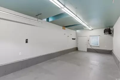 372 W 100 N, Logan, UT 84321 - Photo 30