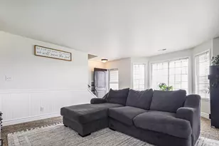 1756 N 2615 W, Clinton, UT 84015 - Photo 4