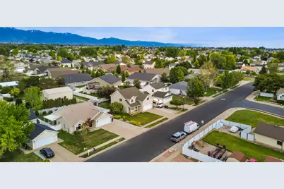 1756 N 2615 W, Clinton, UT 84015 - Photo 22