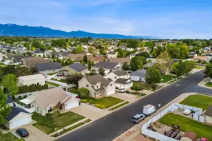 1756 N 2615 W, Clinton, UT 84015 - Photo 22