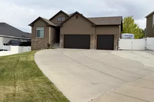 6579 S Salt Creek Circle, Salt Lake City, UT 84118 - Photo 2
