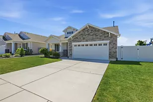 1175 W Silver Hollow Rd, Syracuse, UT 84075 - Photo 2