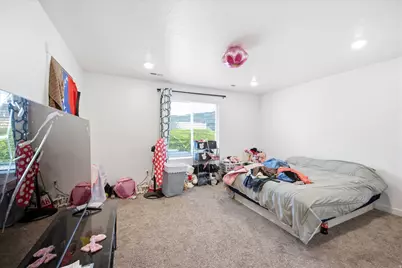 8584 W Cordero Dr, Magna, UT 84044 - Photo 16