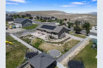 319 W Lariat Blvd, Saratoga Springs, UT 84045 - Photo 34