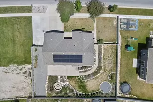 319 W Lariat Blvd, Saratoga Springs, UT 84045 - Photo 32