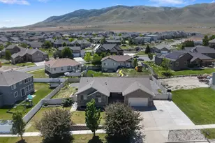 319 W Lariat Blvd, Saratoga Springs, UT 84045 - Photo 38