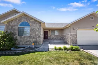 319 W Lariat Blvd, Saratoga Springs, UT 84045 - Photo 2