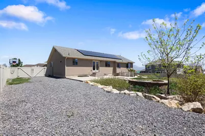 319 W Lariat Blvd, Saratoga Springs, UT 84045 - Photo 30