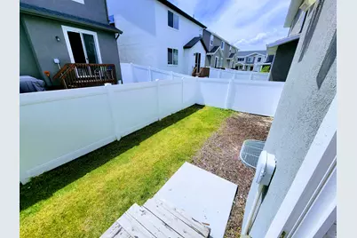 1049 W Albion Meadow Way, Bluffdale, UT 84065 - Photo 42