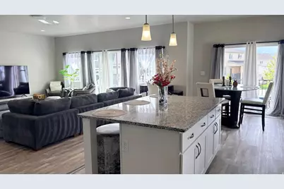 7889 N Bristlecone Rd E, Eagle Mountain, UT 84005 - Photo 16