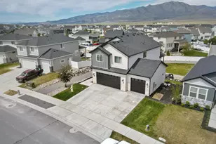 7889 N Bristlecone Rd E, Eagle Mountain, UT 84005 - Photo 6