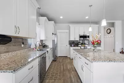 7889 N Bristlecone Rd E, Eagle Mountain, UT 84005 - Photo 12