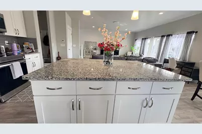 7889 N Bristlecone Rd E, Eagle Mountain, UT 84005 - Photo 10