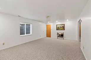 130 S 300 E, Annabella, UT 84711 - Photo 36
