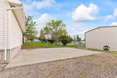 130 S 300 E, Annabella, UT 84711 - Photo 54