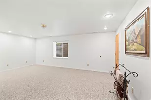 130 S 300 E, Annabella, UT 84711 - Photo 40