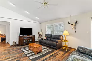 130 S 300 E, Annabella, UT 84711 - Photo 22