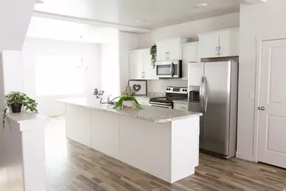 1506 S 615 W, Orem, UT 84058 - Photo 14