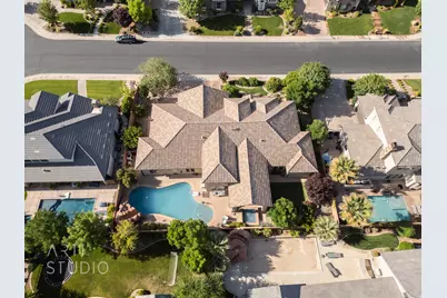 2461 E Lagrasse Cir, Saint George, UT 84790 - Photo 16