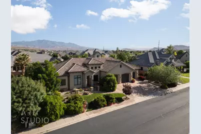 2461 E Lagrasse Cir, Saint George, UT 84790 - Photo 8
