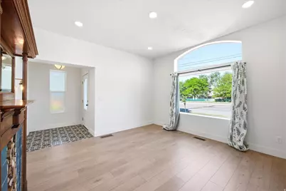 2265 S 700 E, Salt Lake City, UT 84106 - Photo 4
